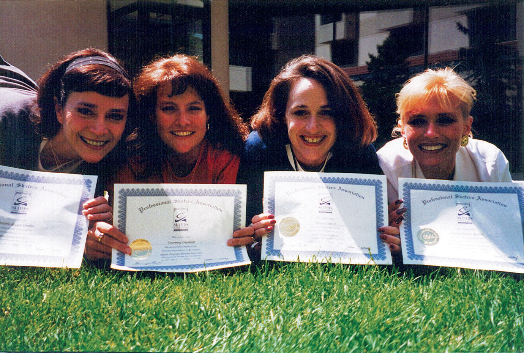 Dorothi Cassini, Denise Mackey, Angie Riviello Steffano, & Courtney display PSGA certificates